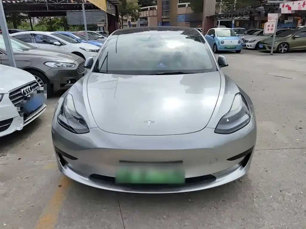 Tesla Model 3 — фото 3