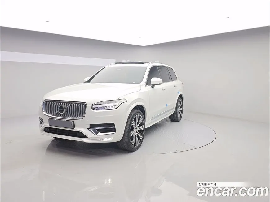 Volvo XC90 — фото 1