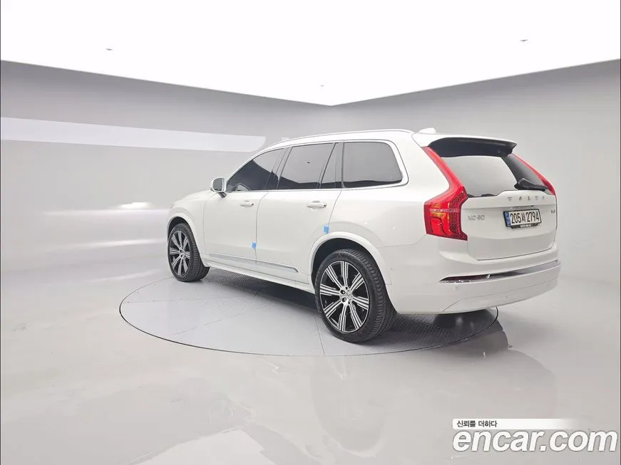 Volvo XC90 — фото 2