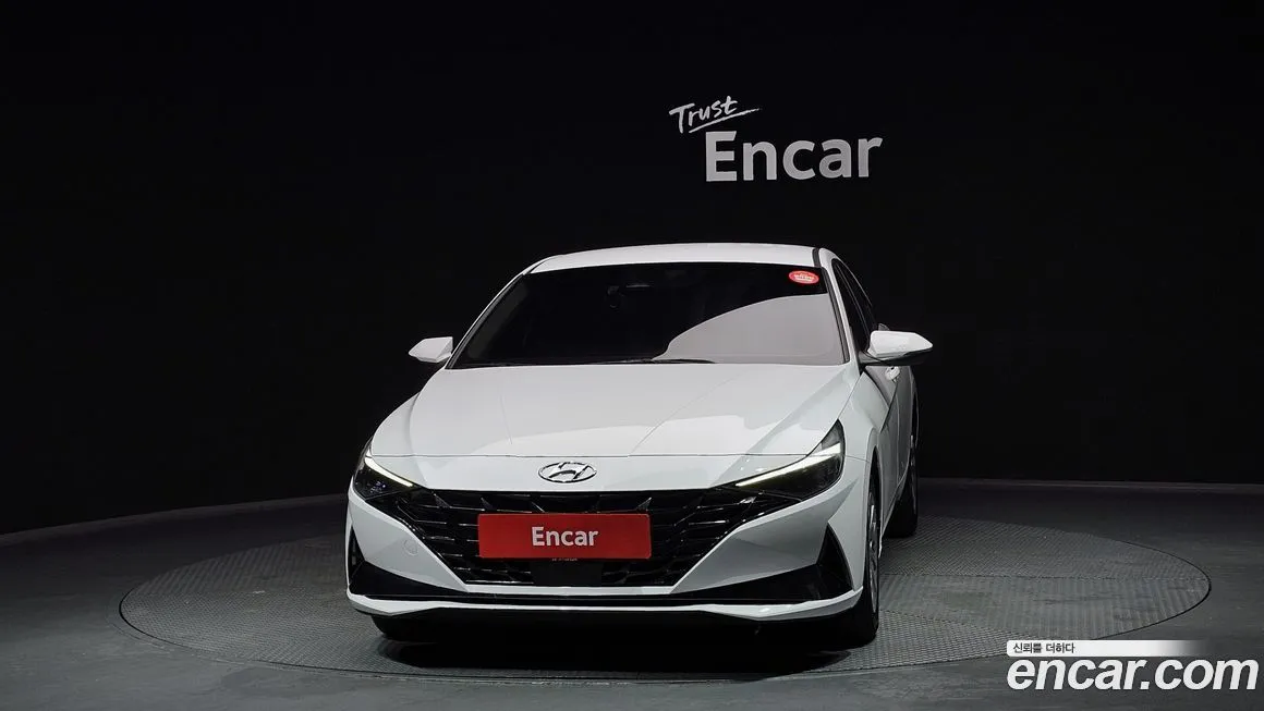 Hyundai AVANTE — фото 3