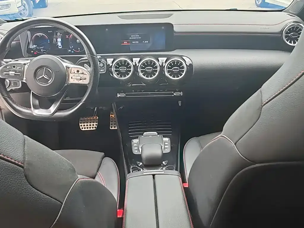 Mercedes-Benz CLA (Import) — фото 7