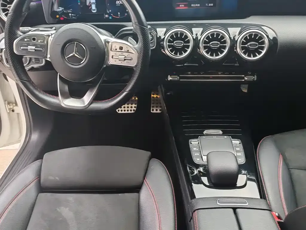 Mercedes-Benz CLA (Import) — фото 9