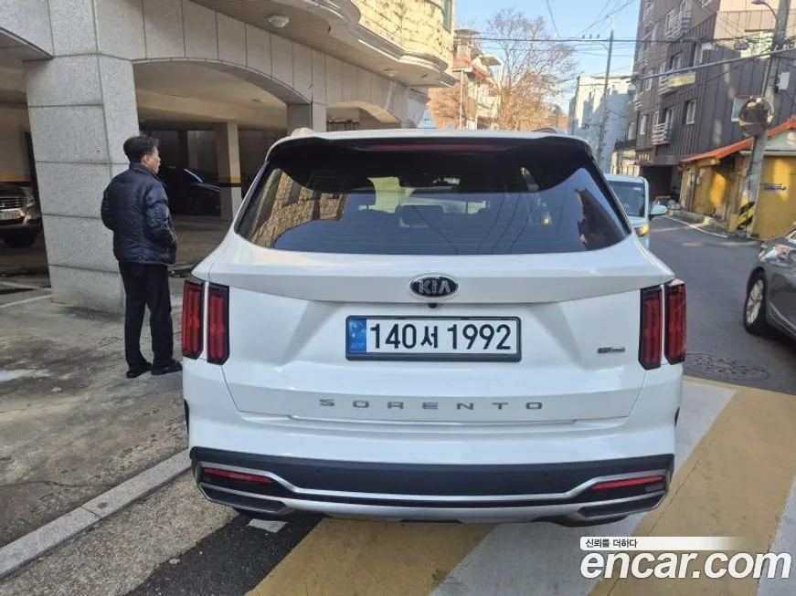 Kia Sorento — фото 3