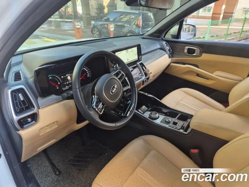 Kia Sorento — фото 8