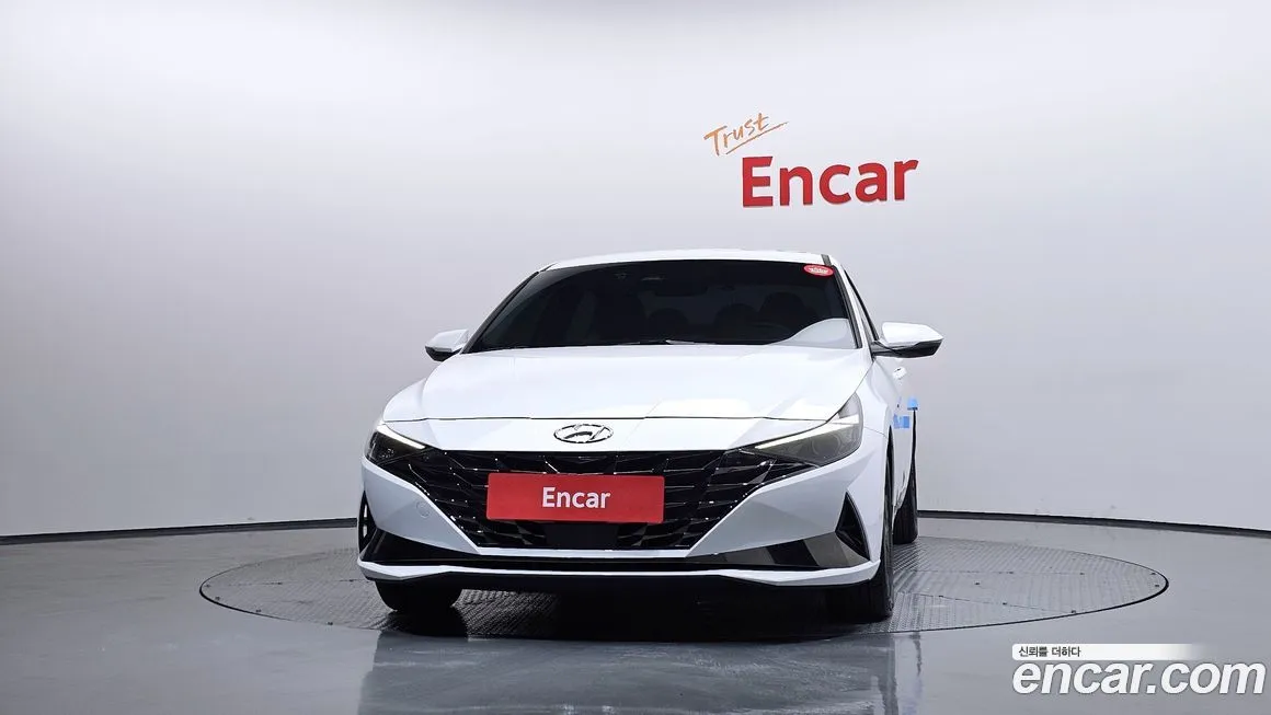 Hyundai AVANTE — фото 3