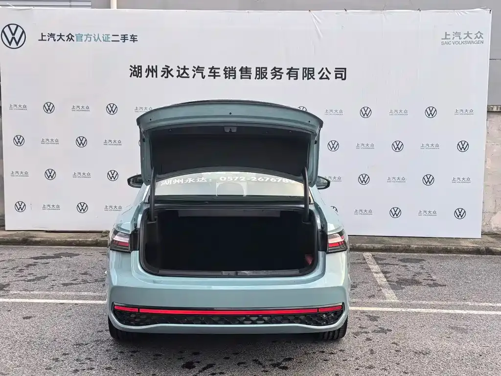 Volkswagen Passat — фото 5