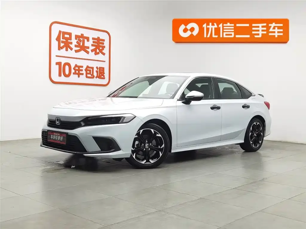 Honda Civic — фото 1