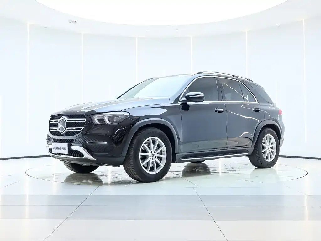 Mercedes-Benz GLE — фото 1