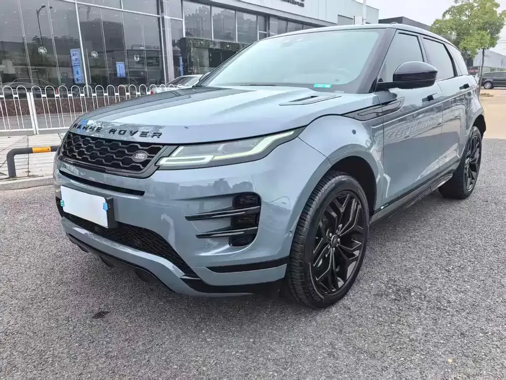Land Rover Evoque — фото 1