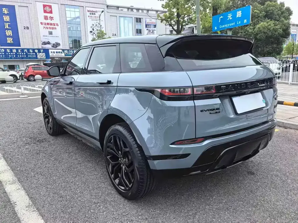 Land Rover Evoque — фото 9