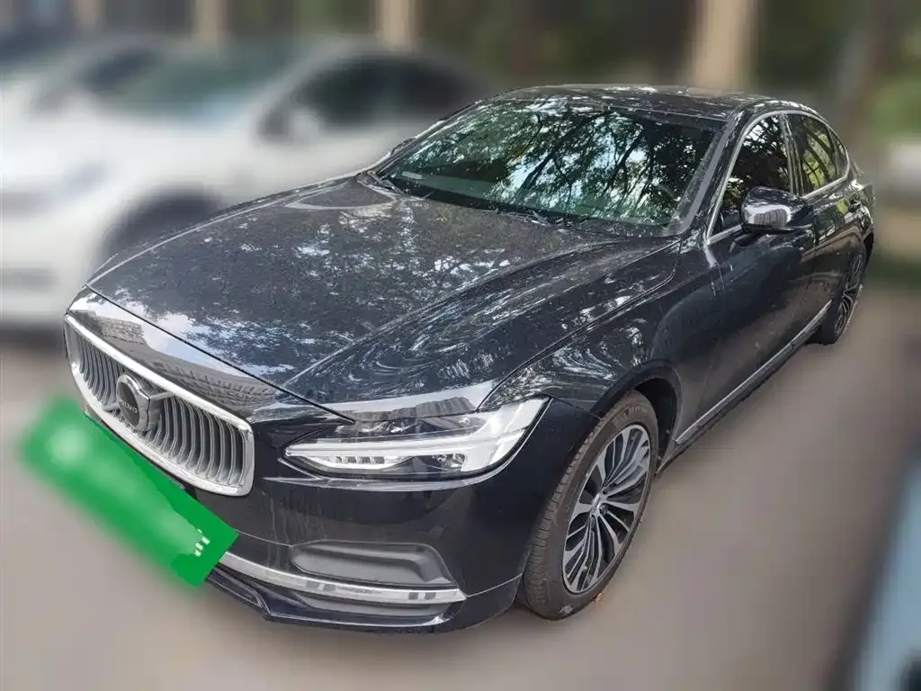 Volvo S90 — фото 1