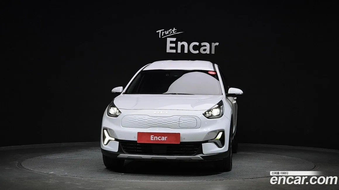 Kia Niro — фото 3