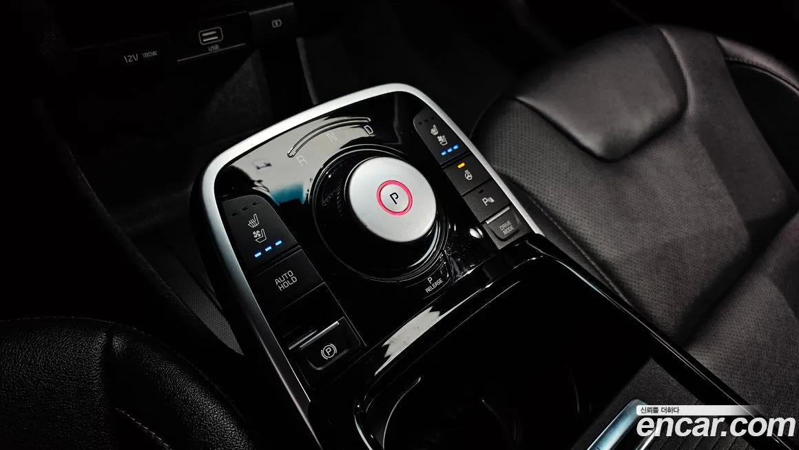 Kia Niro — фото 9