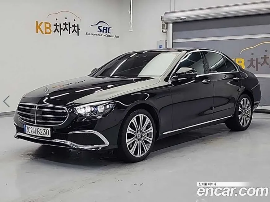 Mercedes-Benz E-Class — фото 1
