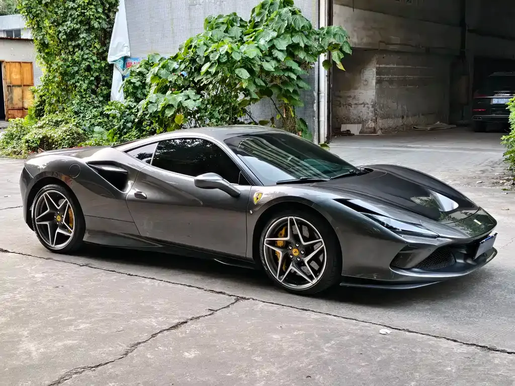 Ferrari F8 — фото 9