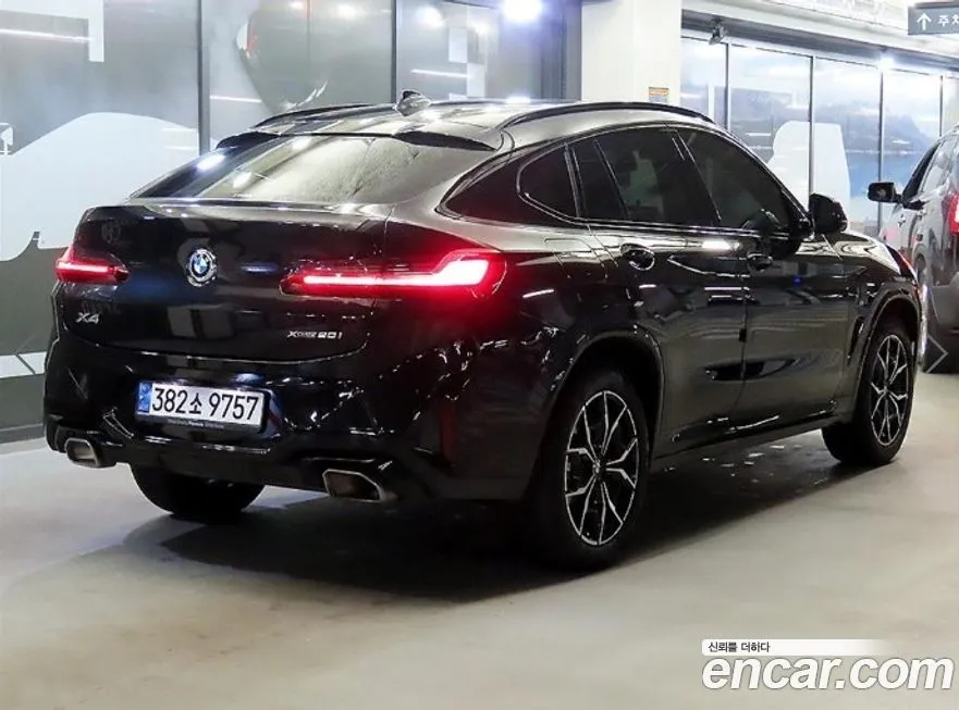 BMW X4 — фото 4