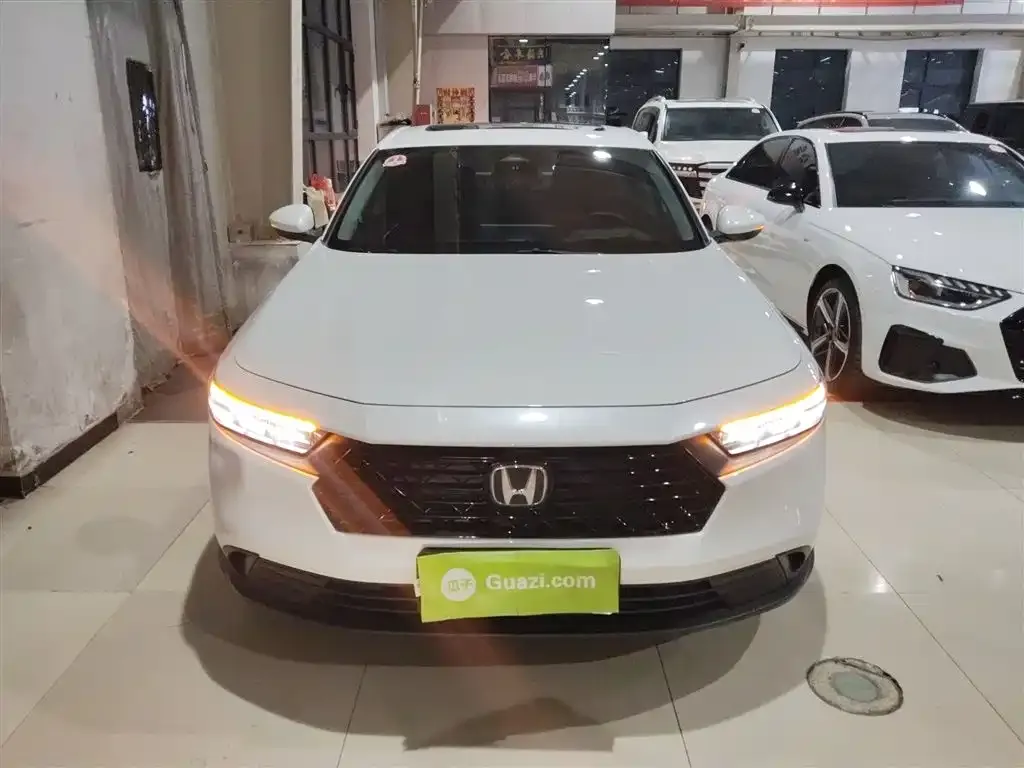 Honda Accord — фото 3