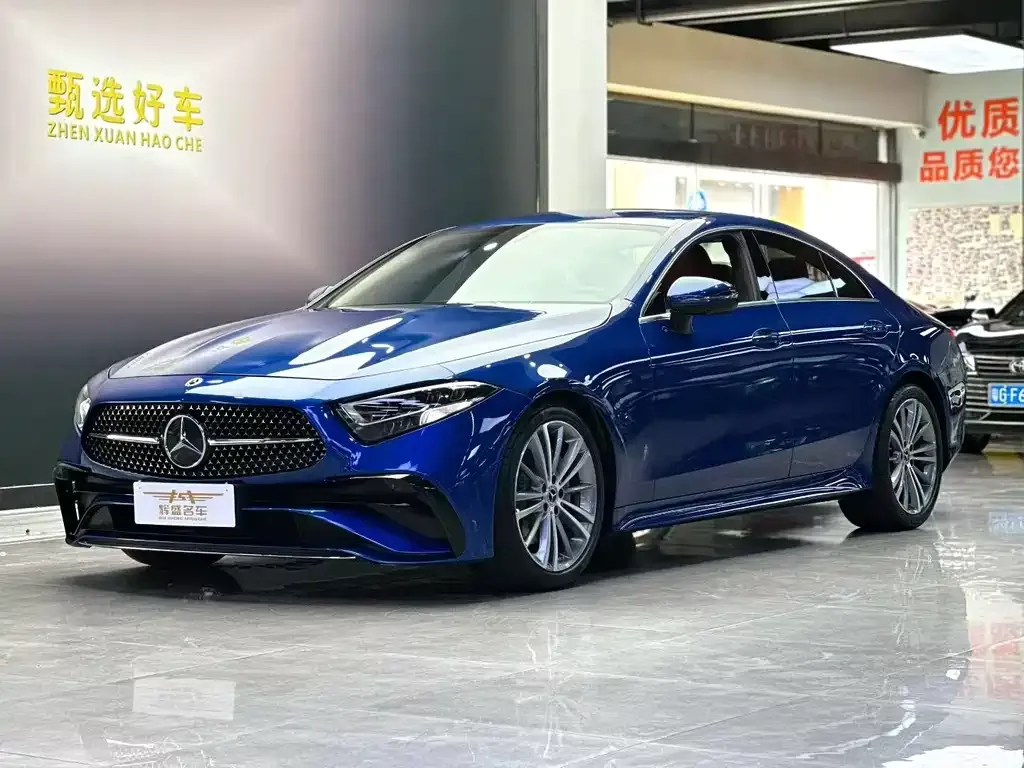 Mercedes-Benz CLS — фото 1