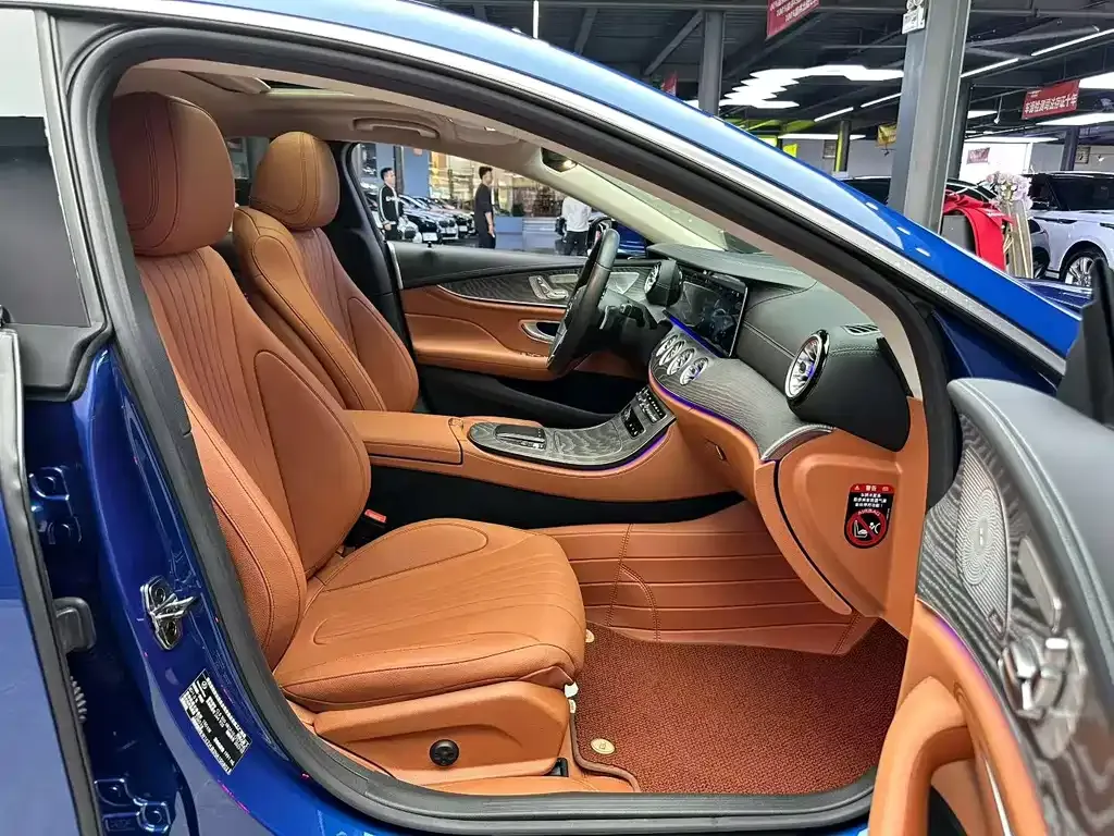 Mercedes-Benz CLS — фото 4