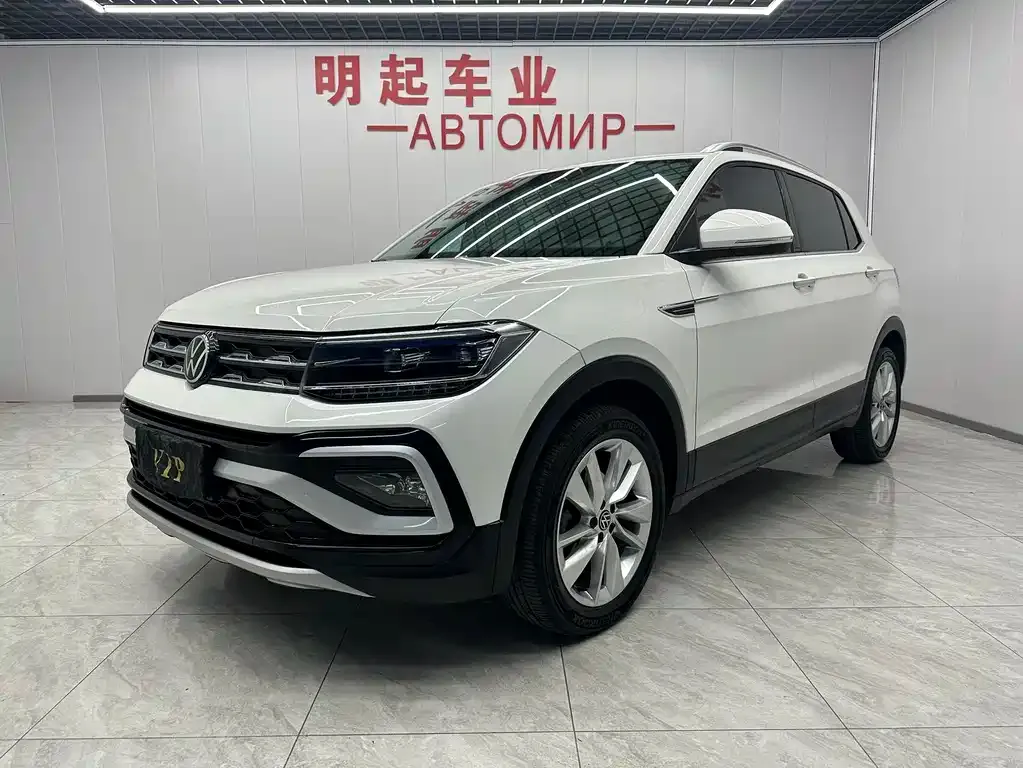 Volkswagen T-Cross — фото 1