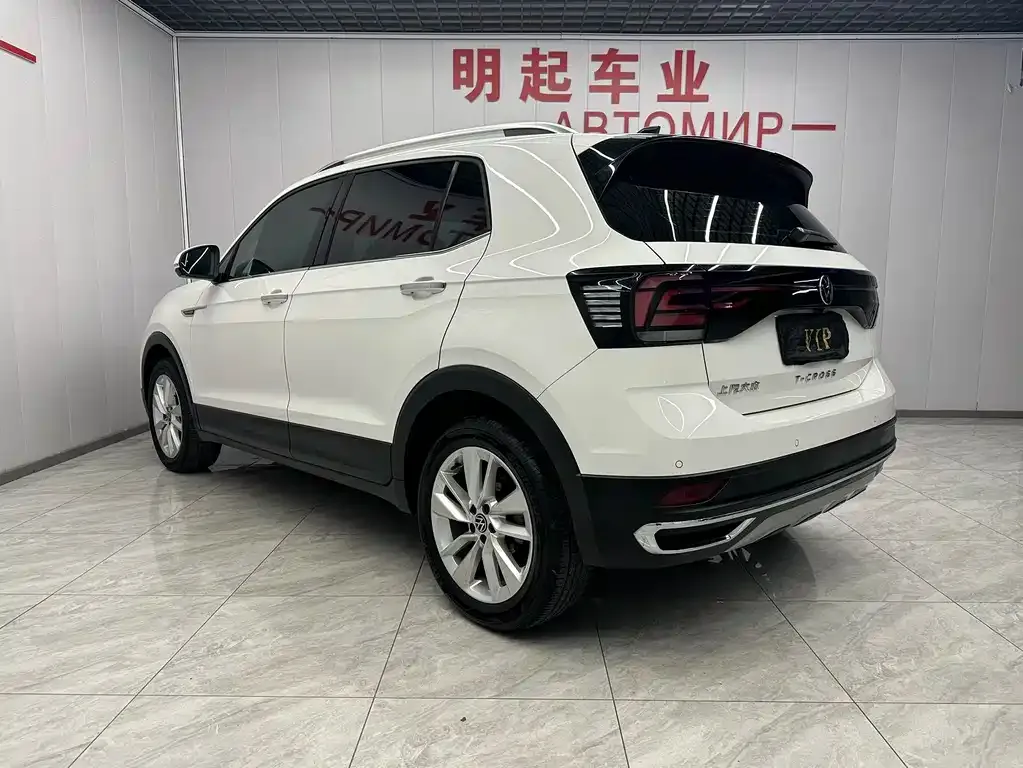 Volkswagen T-Cross — фото 8