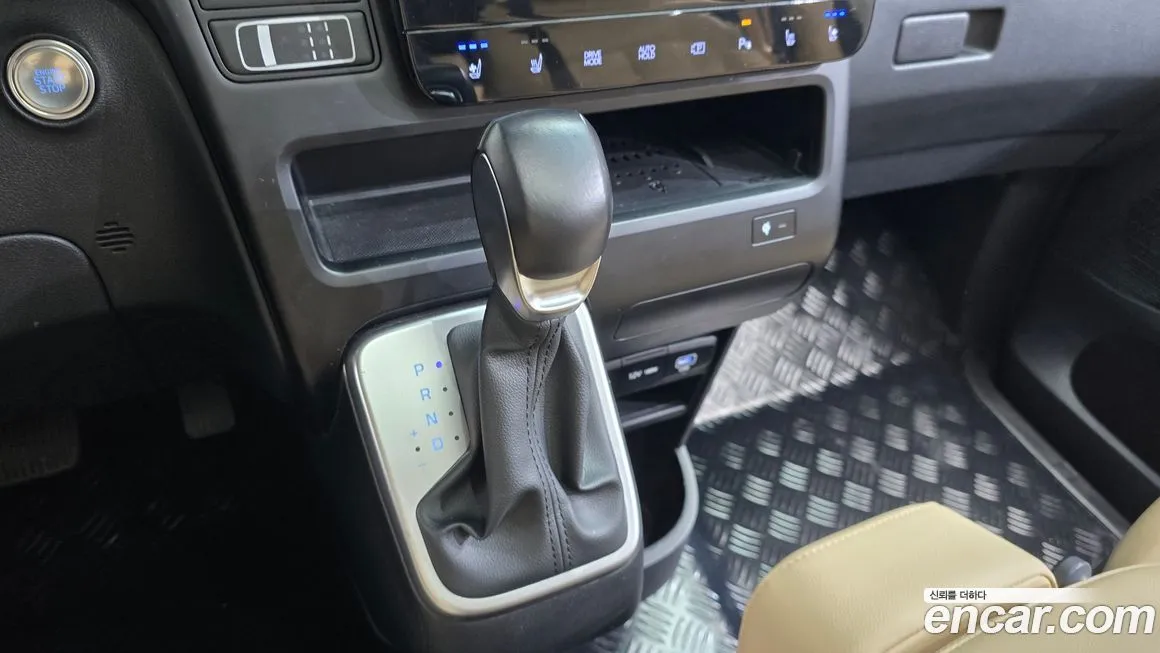 Hyundai Staria — фото 9