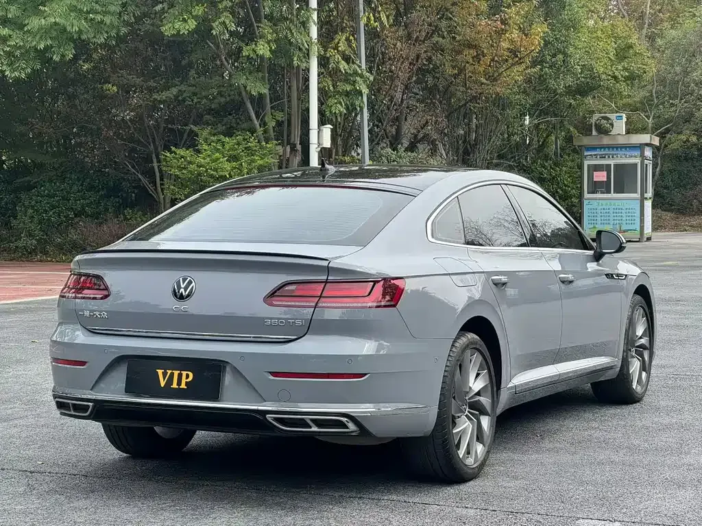 Volkswagen CC — фото 6