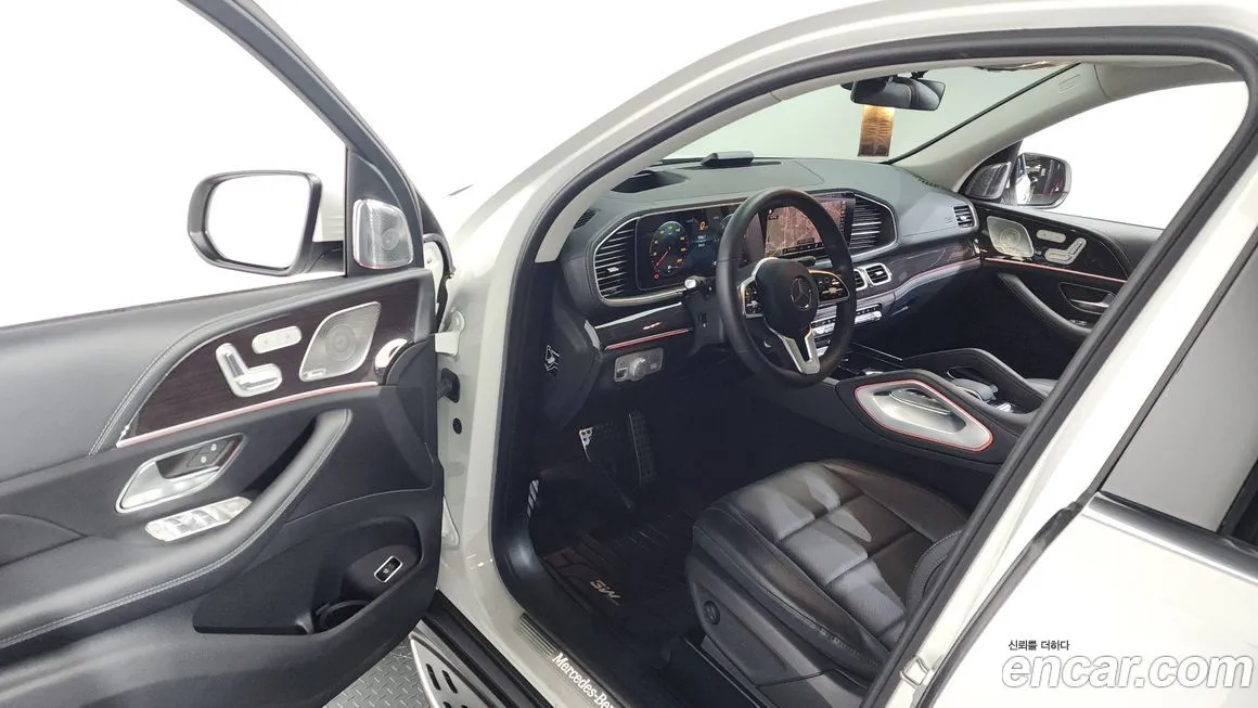 Mercedes-Benz GLE-Class — фото 10