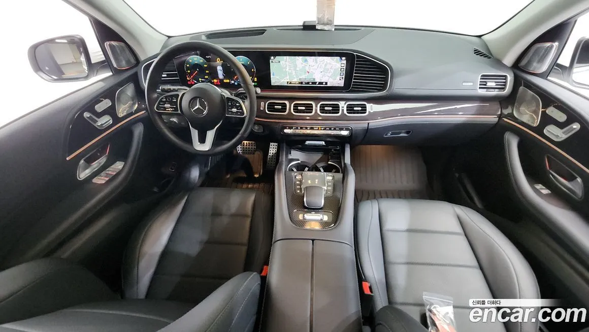 Mercedes-Benz GLE-Class — фото 7