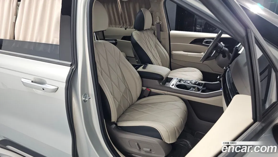 Kia Carnival — фото 10