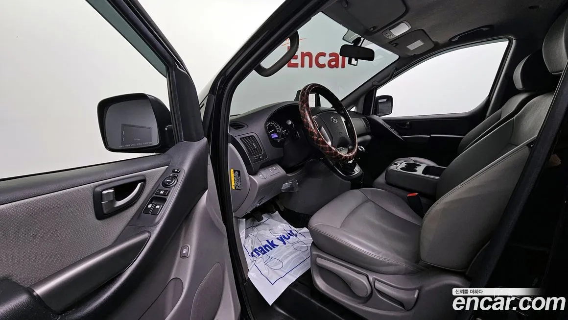 Hyundai Starex — фото 10