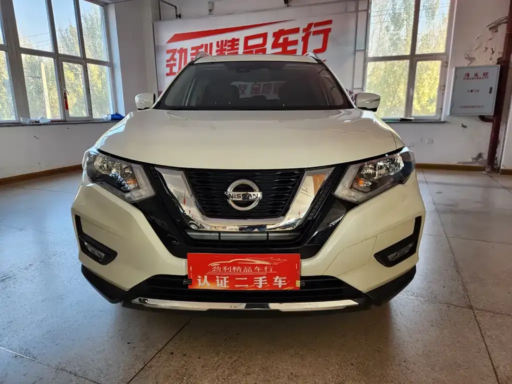 Nissan X-Trail — фото 3