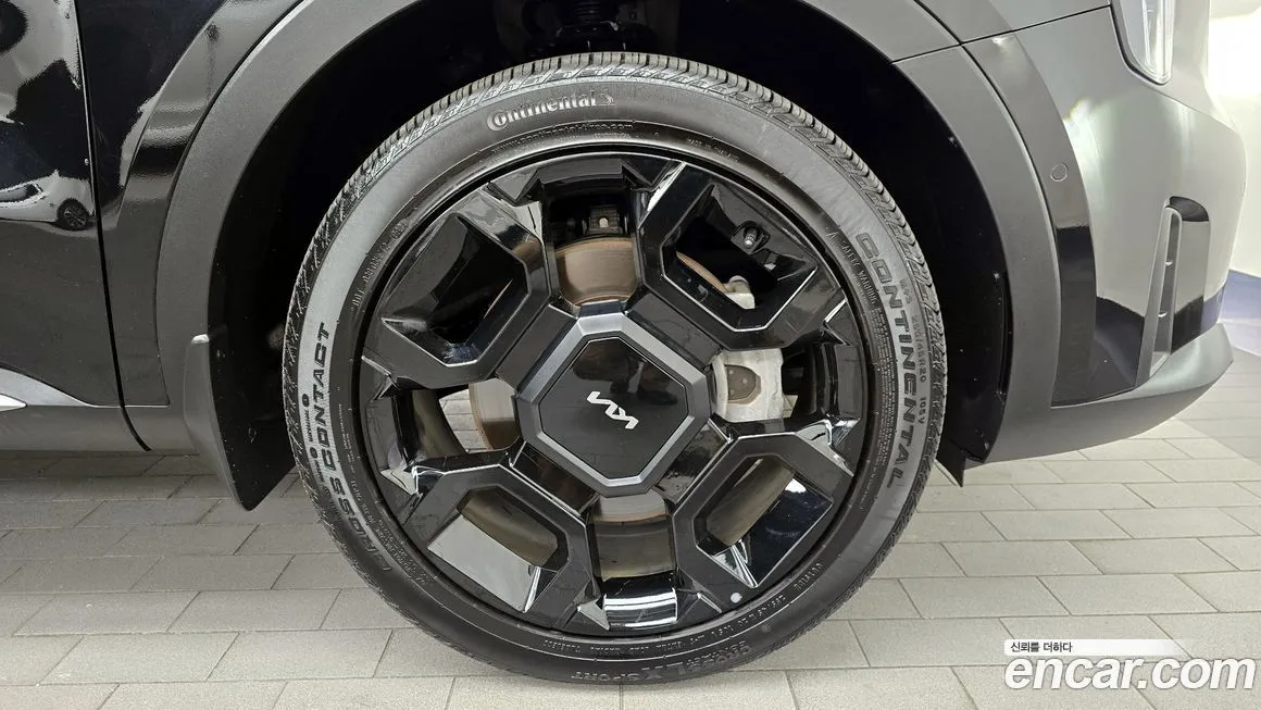 Kia Sorento — фото 5