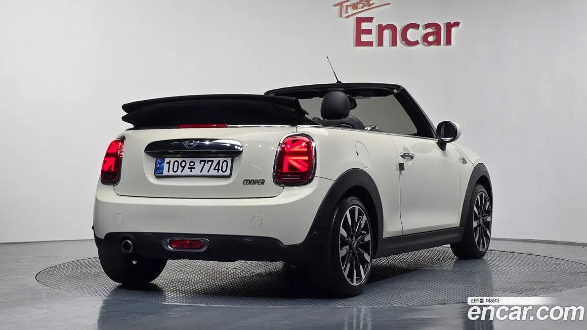 Mini Cooper Convertible — фото 2