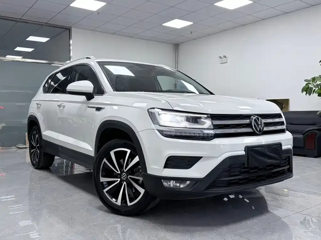 Volkswagen Tharu — фото 2