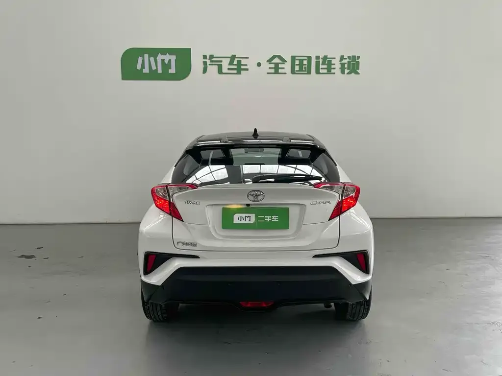 Toyota C-HR — фото 4