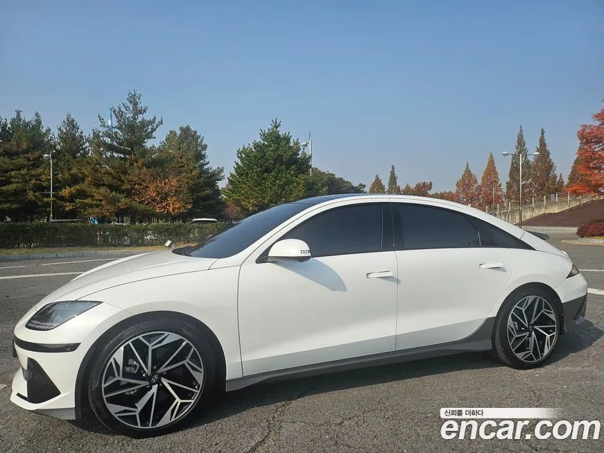 Hyundai Ioniq6 — фото 1
