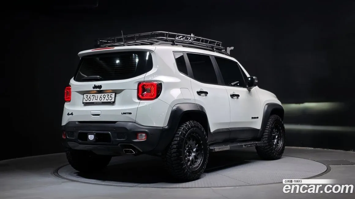 Jeep Renegade — фото 2