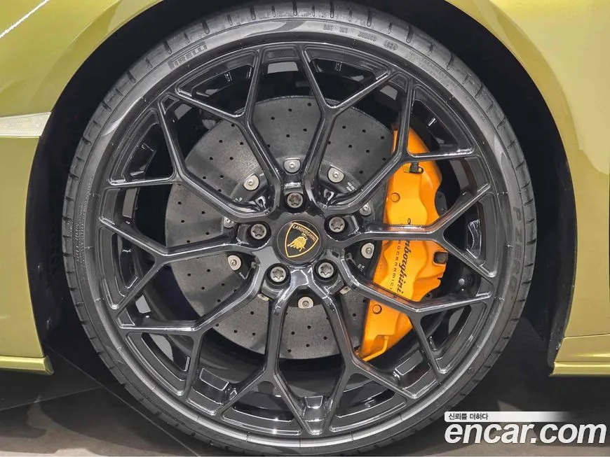 Lamborghini Huracan — фото 10