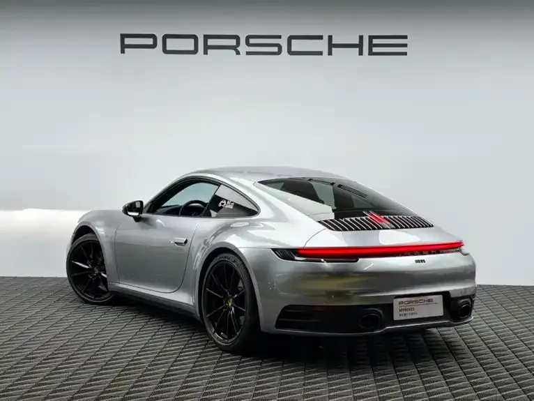 Porsche 911 — фото 6