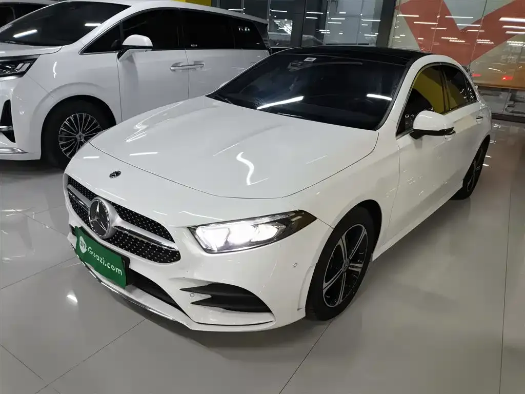 Mercedes-Benz A-Class — фото 1