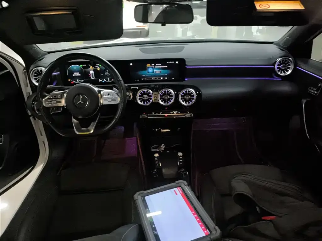 Mercedes-Benz A-Class — фото 10