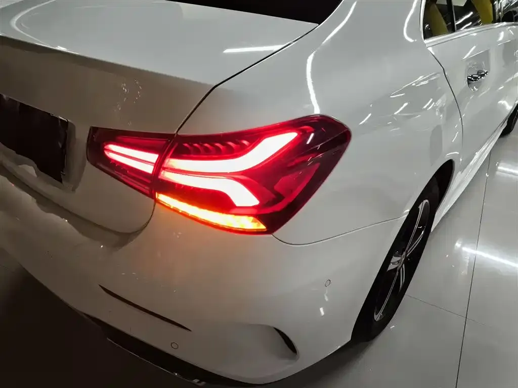 Mercedes-Benz A-Class — фото 8