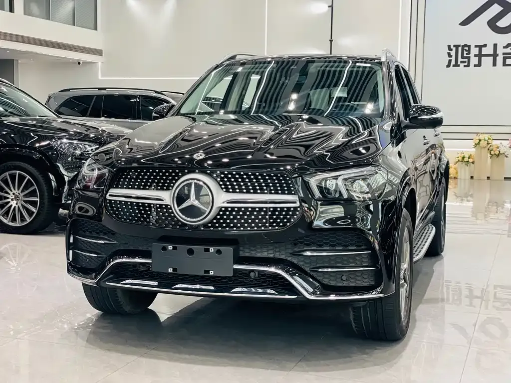 Mercedes-Benz GLE — фото 1