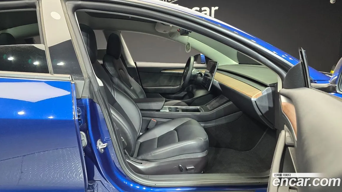 Tesla Model 3 — фото 10