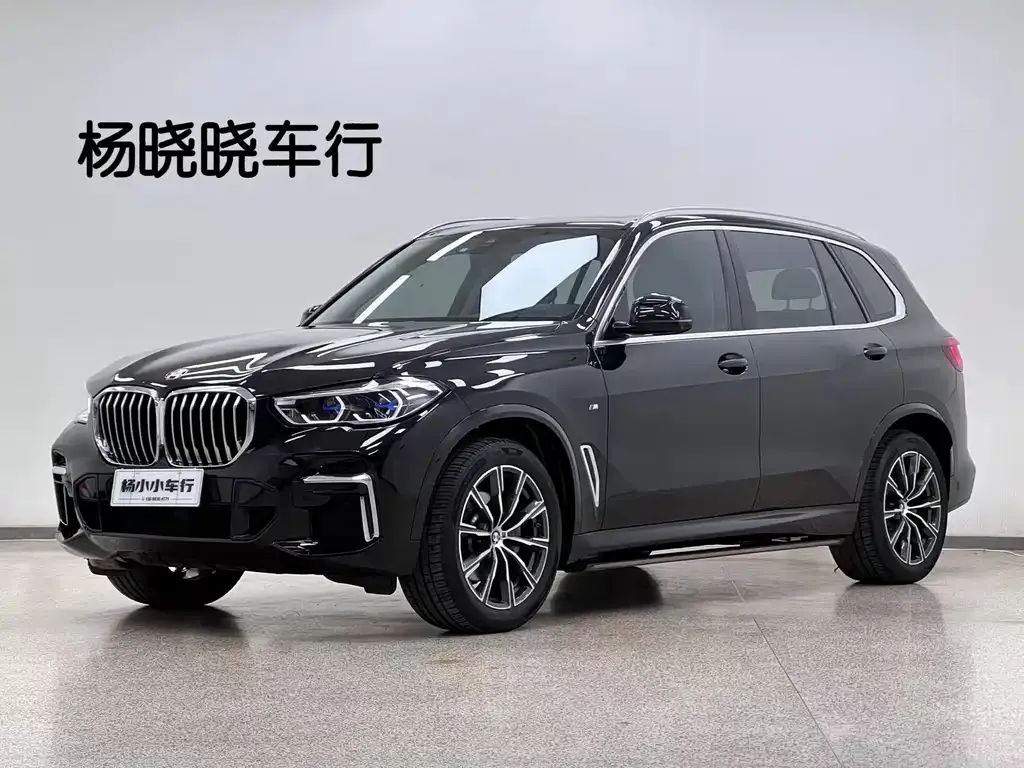 BMW X5 — фото 1