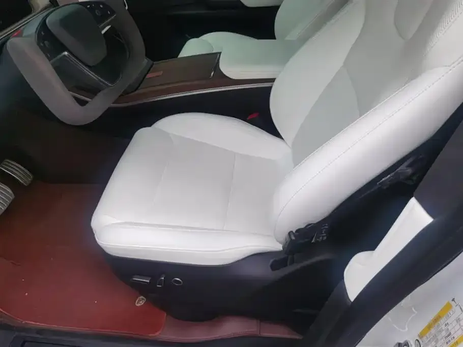 Tesla Model X — фото 9