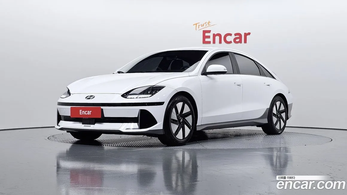 Hyundai Ioniq6 — фото 1