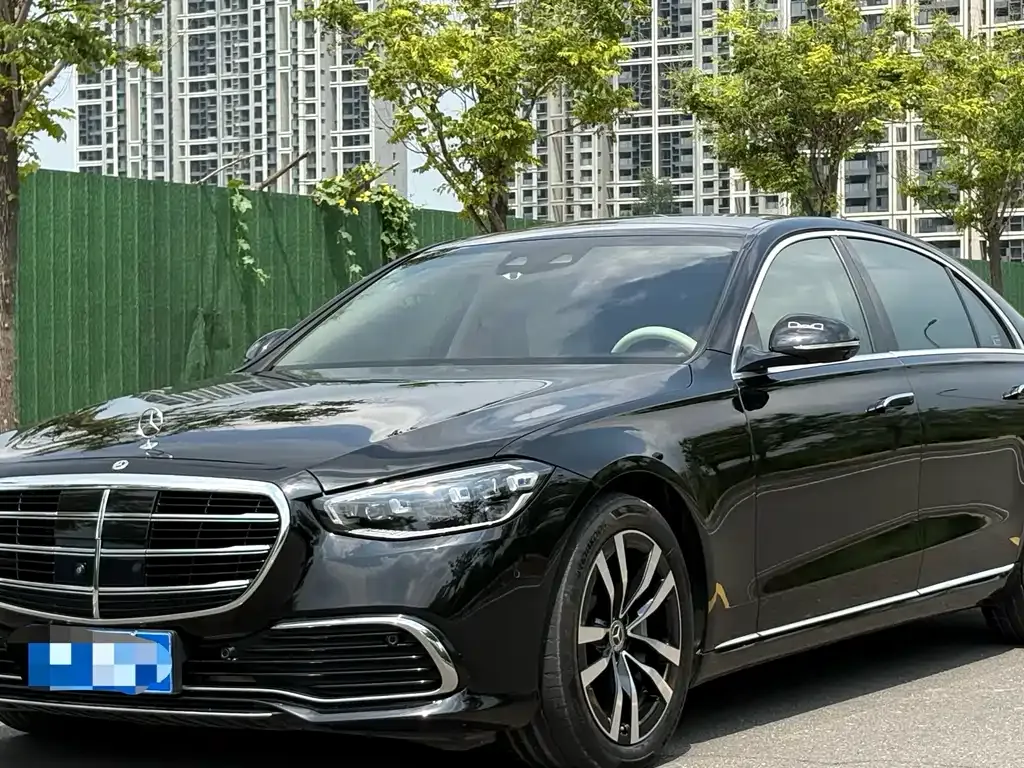 Mercedes-Benz S-Class — фото 1