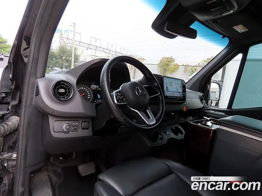 Mercedes-Benz Sprinter — фото 8